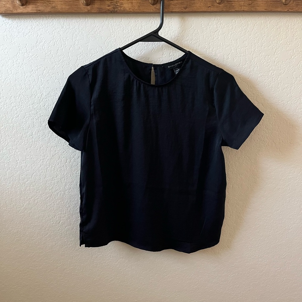 Banana Republic Women’s Black Short Sleeve Blouse Petite Size XXS